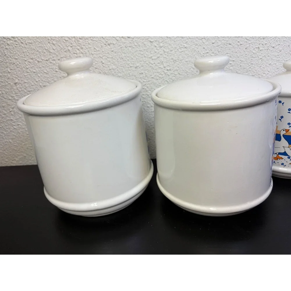 N/A vintage ceramic